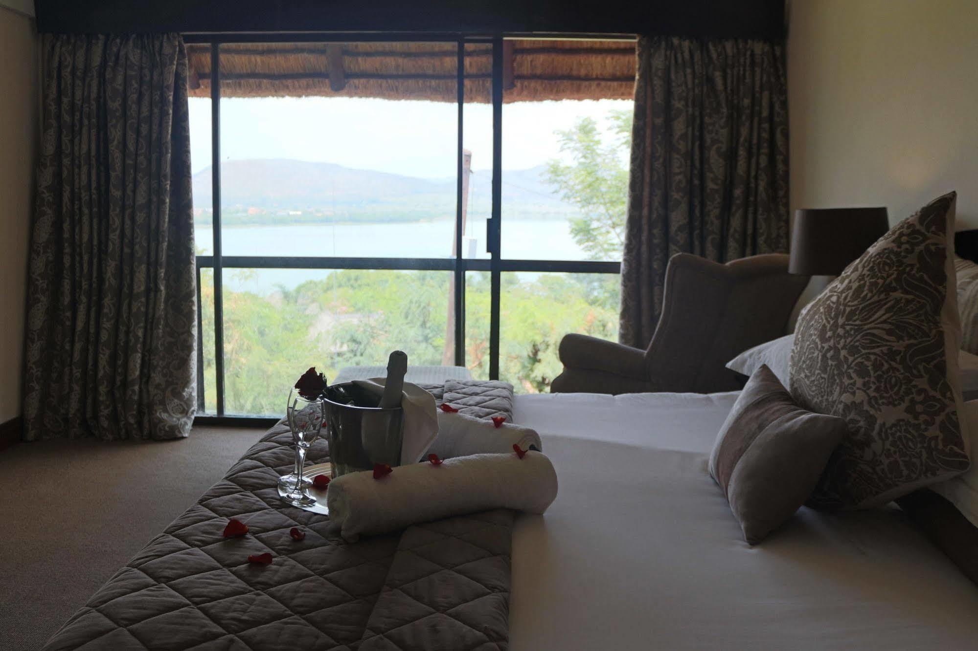 Galagos Lodge 哈特比斯普特 外观 照片