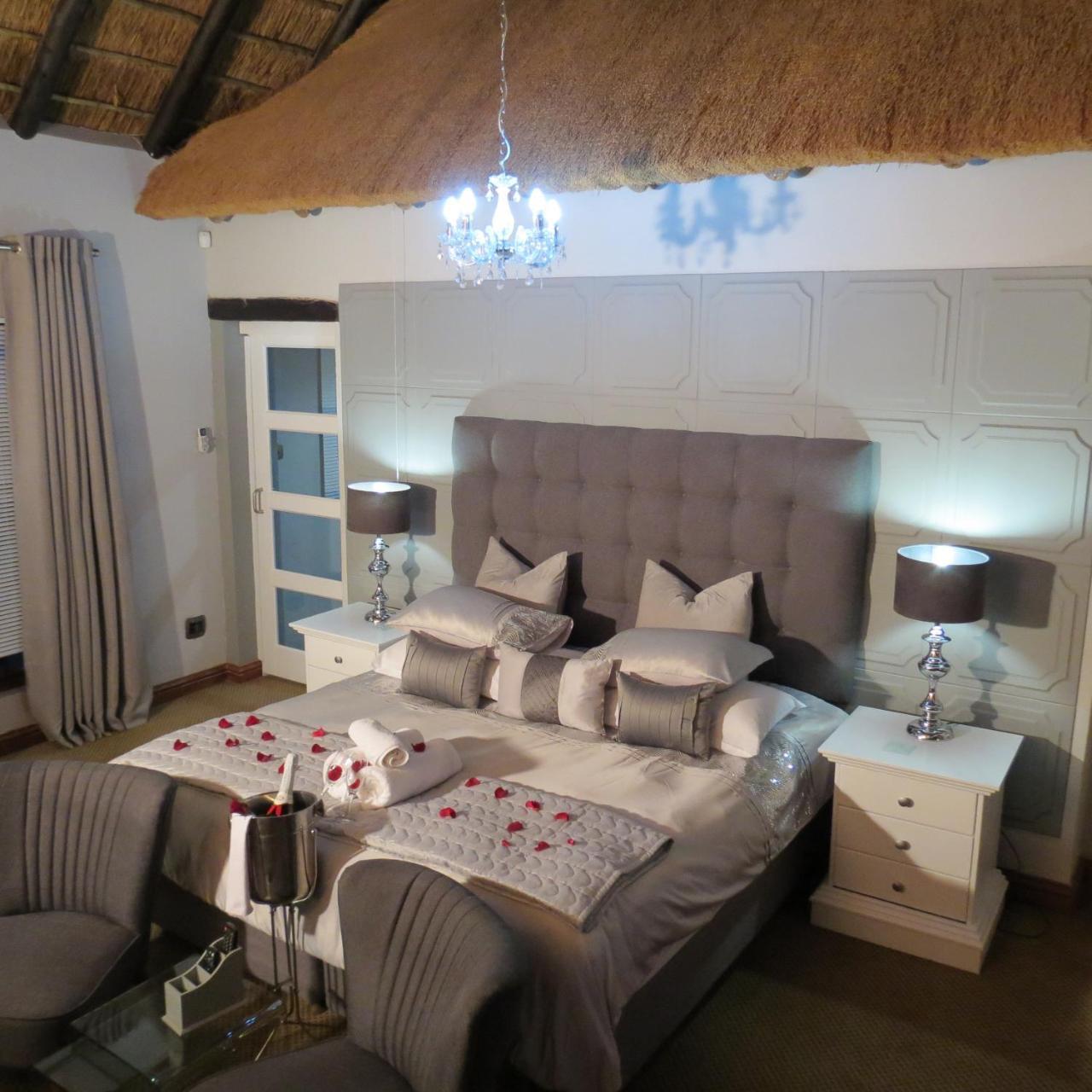 Galagos Lodge 哈特比斯普特 外观 照片