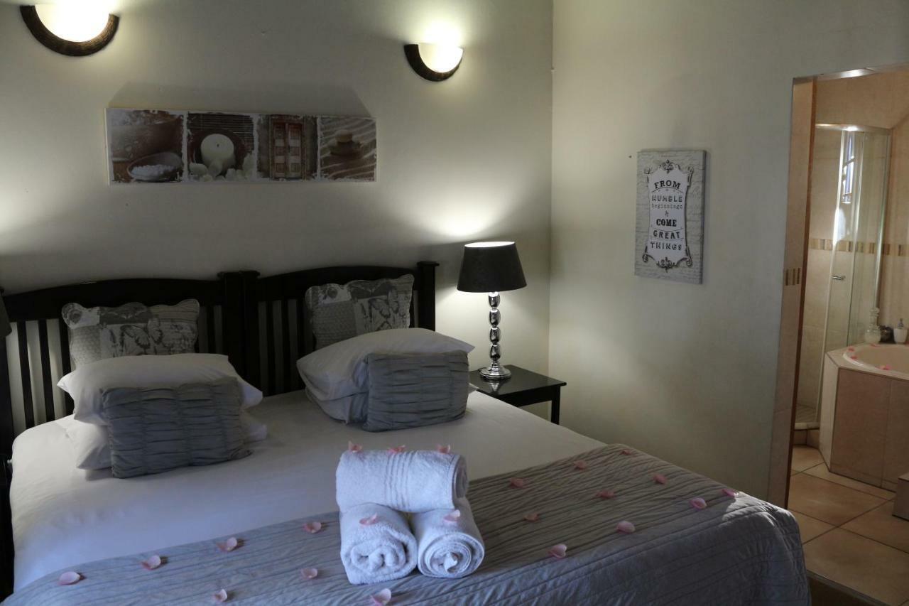 Galagos Lodge 哈特比斯普特 外观 照片